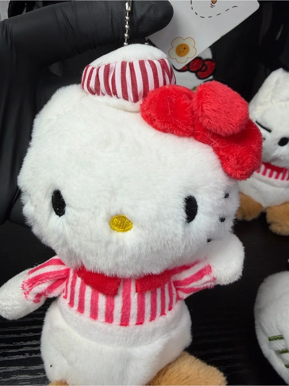 Hello Kitty Mesh Bag Filled With 4 Hello Kitty Plush Keychains 1 Bag 4 Keychains